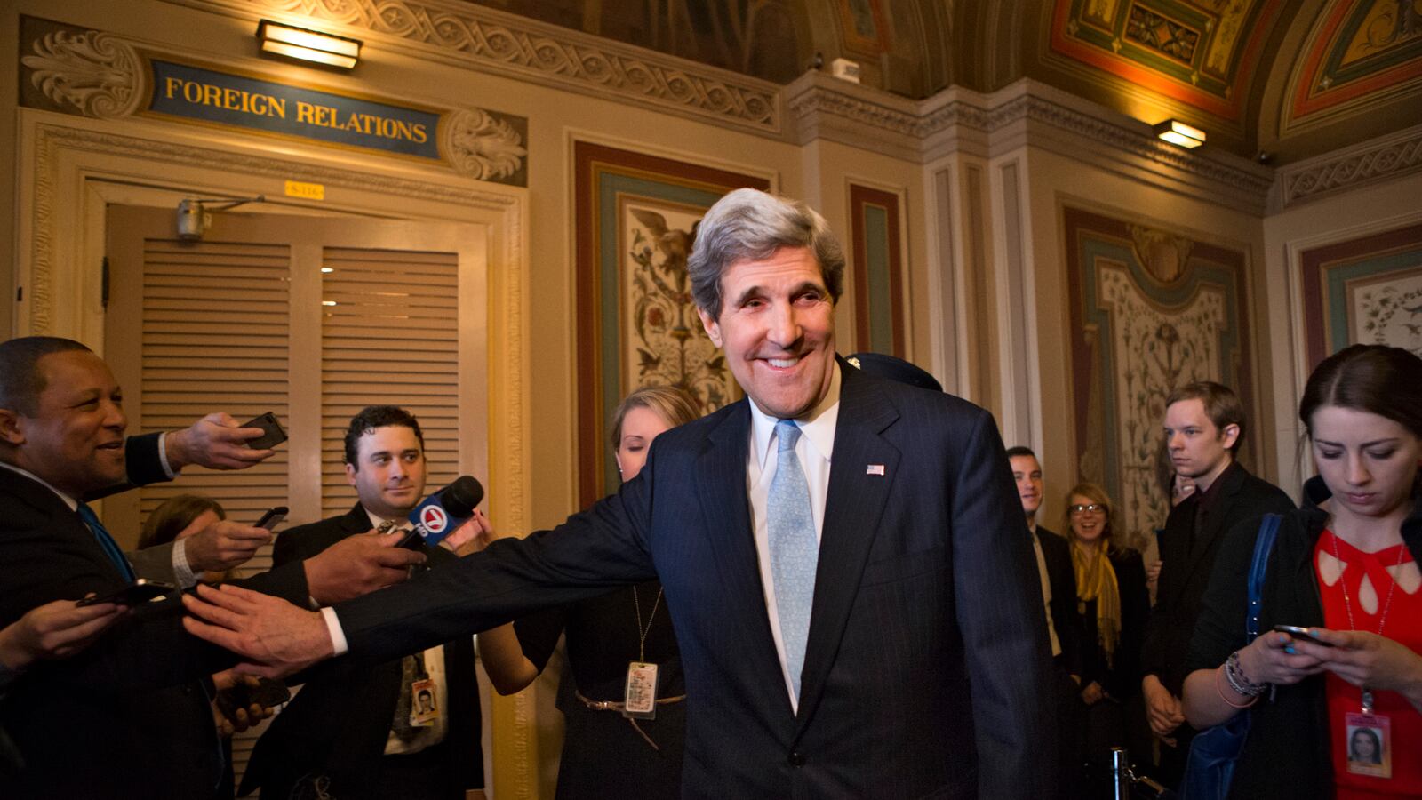 cheats/2013/01/29/kerry-confirmed-as-secretary-of-state/130129-john-kerry-confirmed-tease_mkyew0