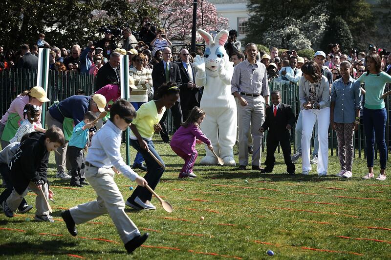 galleries/2013/04/01/obama-s-on-a-roll-photos-from-the-white-house-easter-egg-hunt/130401-white-house-easter-11_icramr
