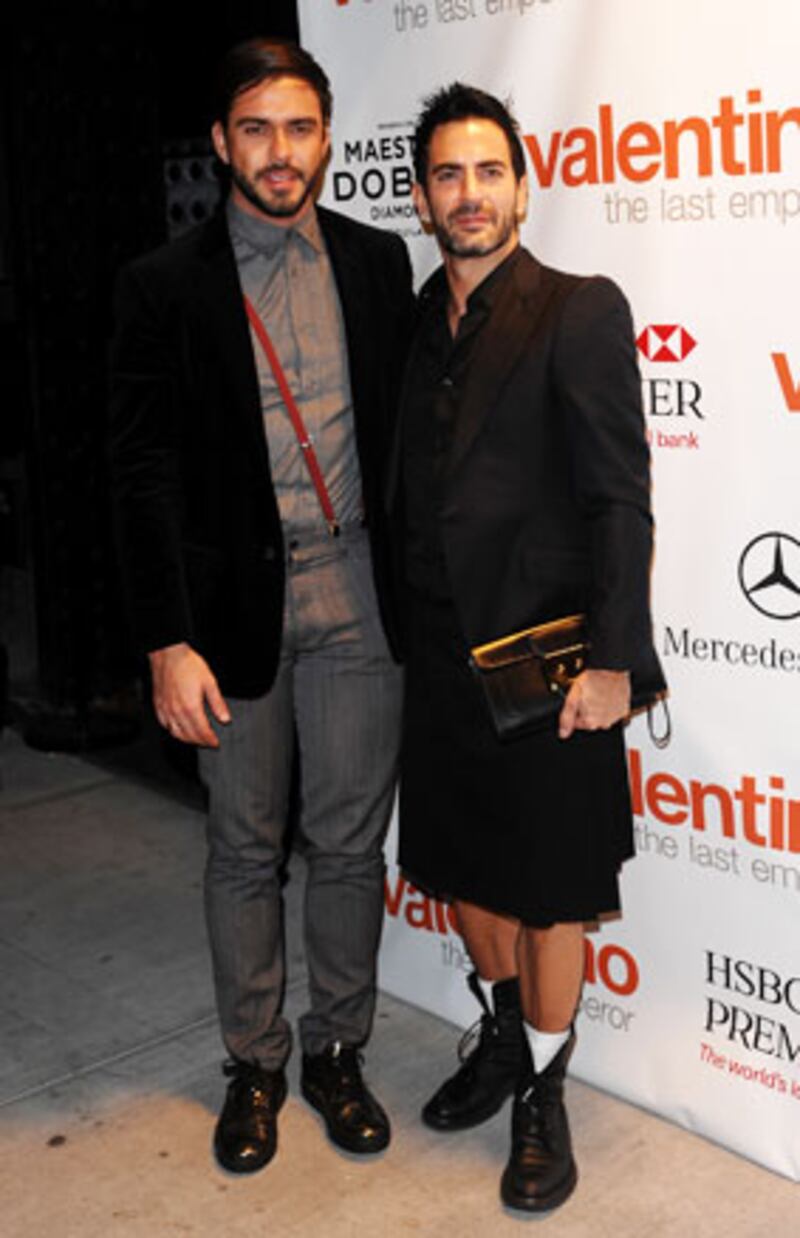 galleries/2009/11/04/viva-valentino/valentino-party---jacobs_utb5fa