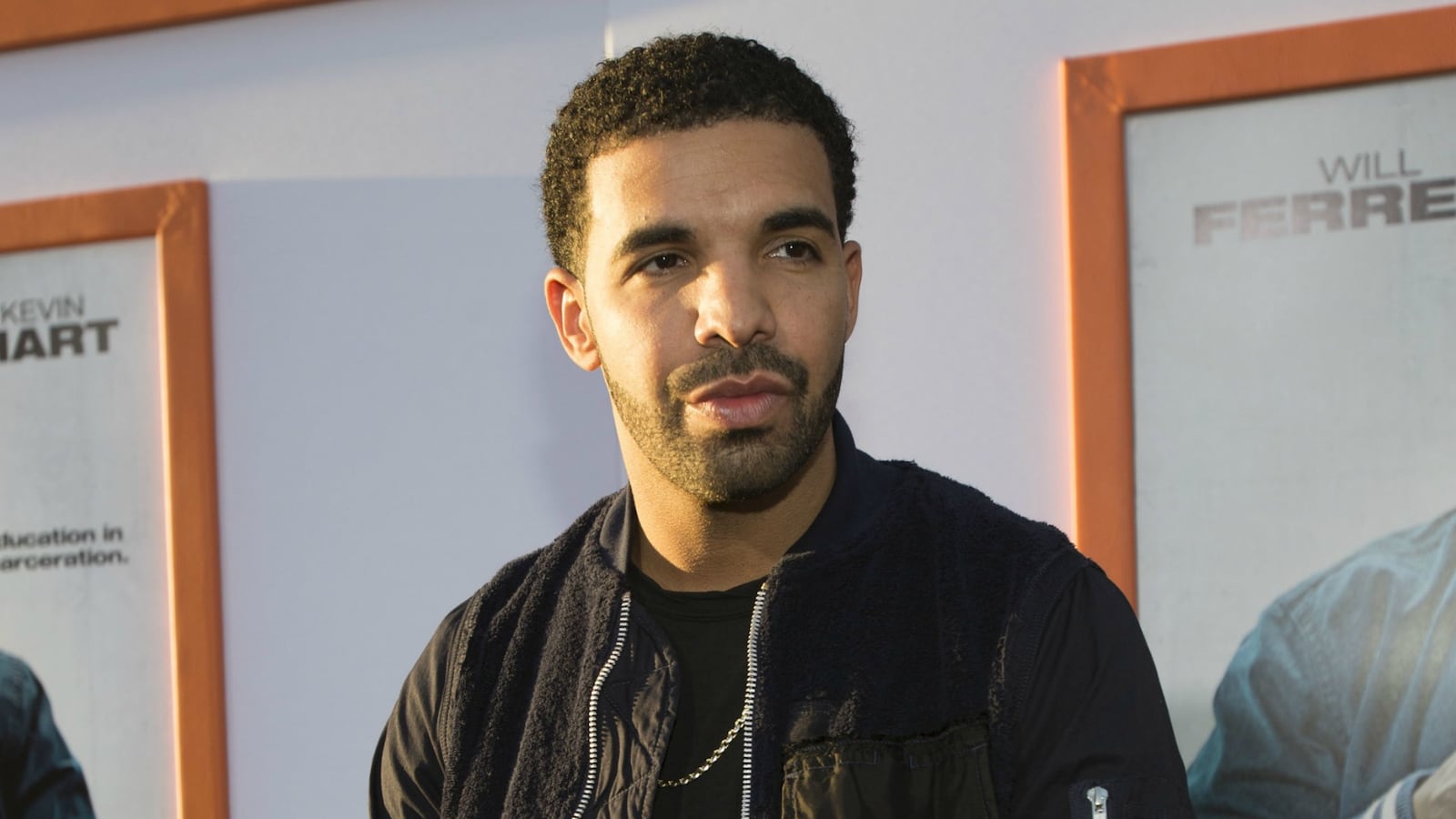 cheats/2015/08/15/drake-pained-by-afterparty-shooting/150815-drake-cheat_jv52u1