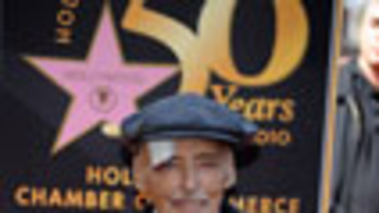 cheats/2010/03/26/dennis-hopper-gets-star-on-walk-of-fame/dennis-hopper_iy0bfx