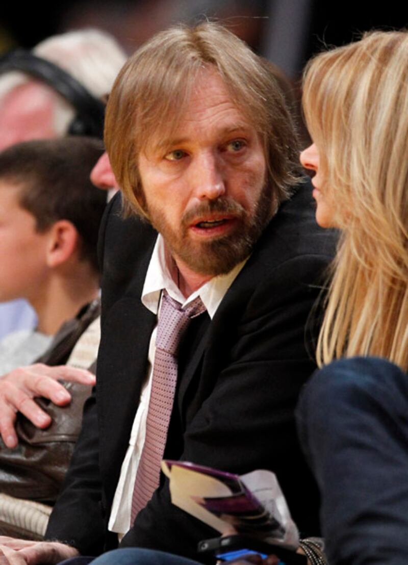 galleries/2012/05/02/nadya-octomom-suleman-walt-disney-more-bankrupt-stars-photos/bankrupt-celebs-tom-petty_nuz3a5