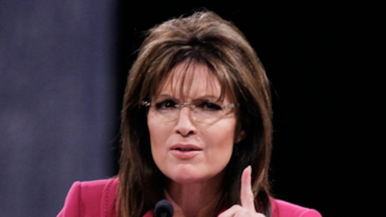 articles/2010/11/22/harpercollins-sues-gawker-whats-their-case/walshe-book-scandal_143085_wrlwg9