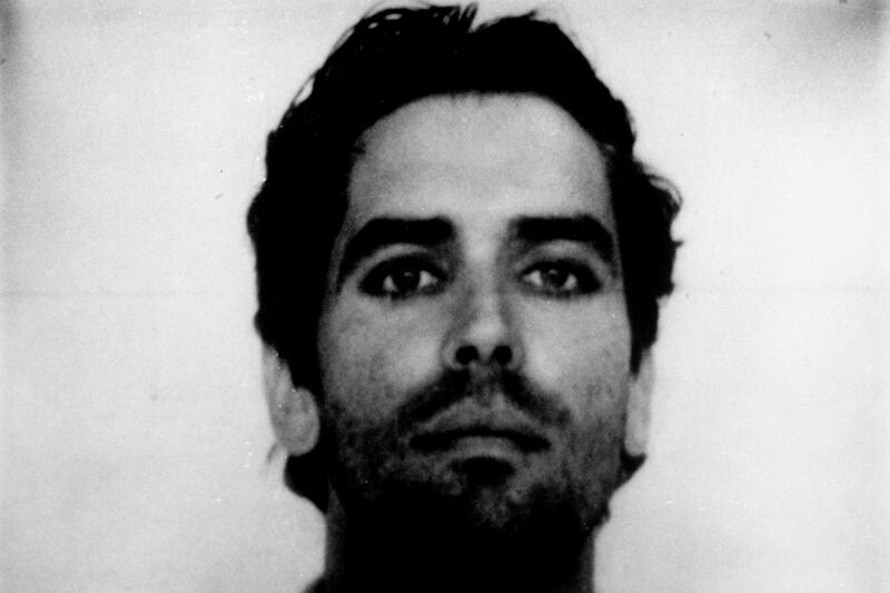 galleries/2011/06/23/monsters-on-the-lam/glen-stewart-godwin-monsters-on-the-lam_qup61z