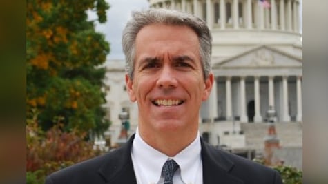 articles/2016/07/08/joe-walsh-still-crazy-after-all-these-tweets/160708-grove-joe-walsh-tease_pefd33