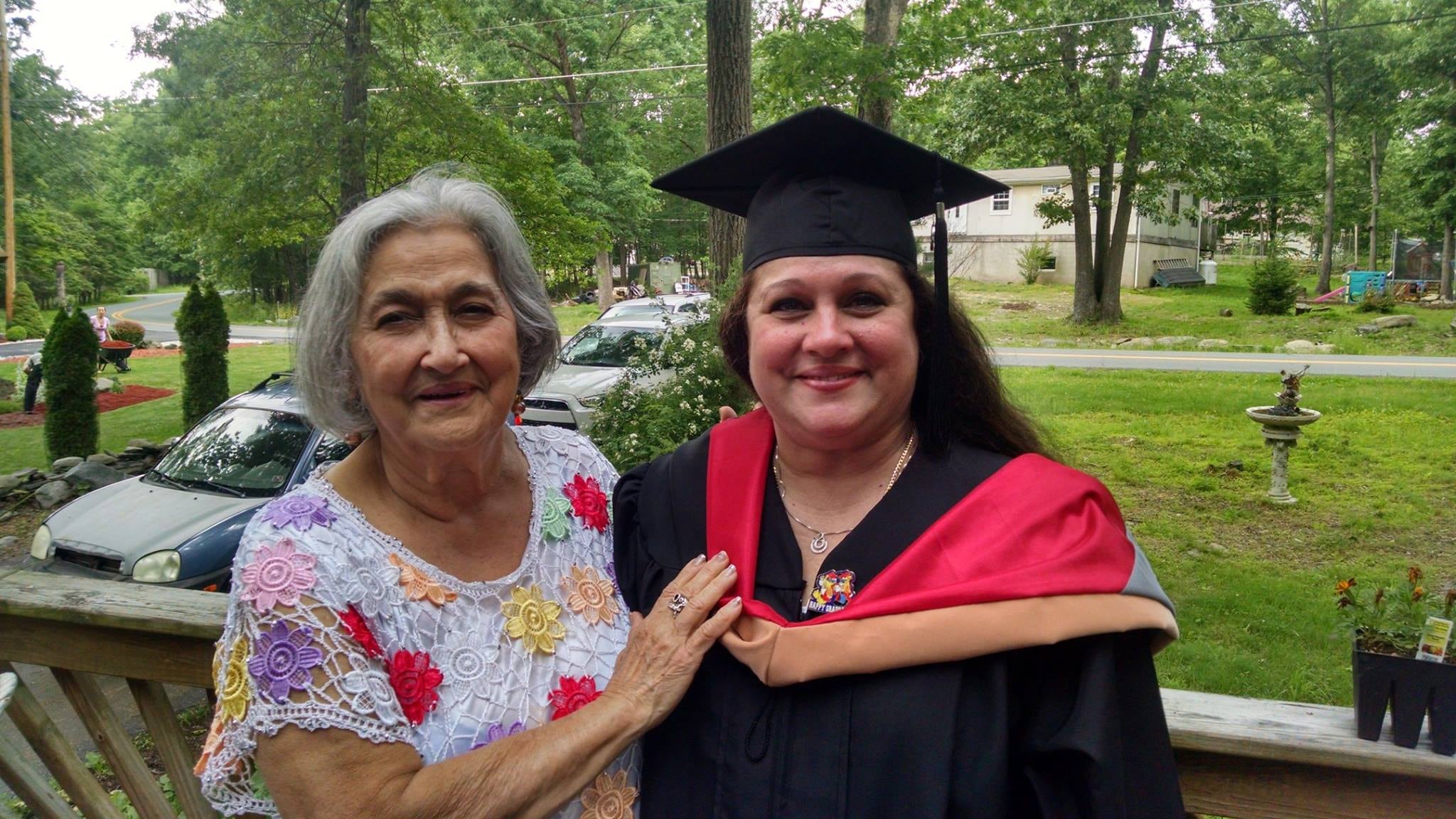 Amelia with dyed hair.