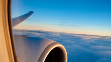 articles/2010/12/11/lauren-zalaznick-the-bravo-and-oxygen-chief-on-the-inequities-of-flying-first-class/zalaznick-first-class_146499_pnig8t