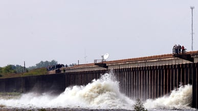 cheats/2011/05/15/louisiana-preps-for-massive-floods/lousiana-floods-spillway2_yejpls