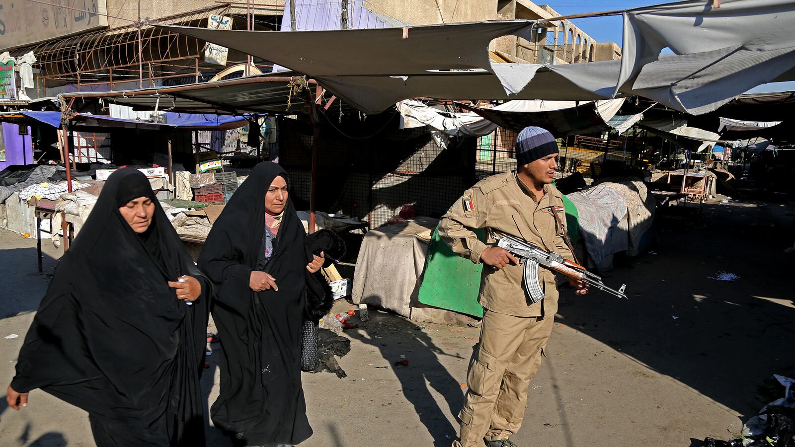 cheats/2013/12/25/42-killed-across-iraq/131225-iraq-bombing-cheat_dlkejp