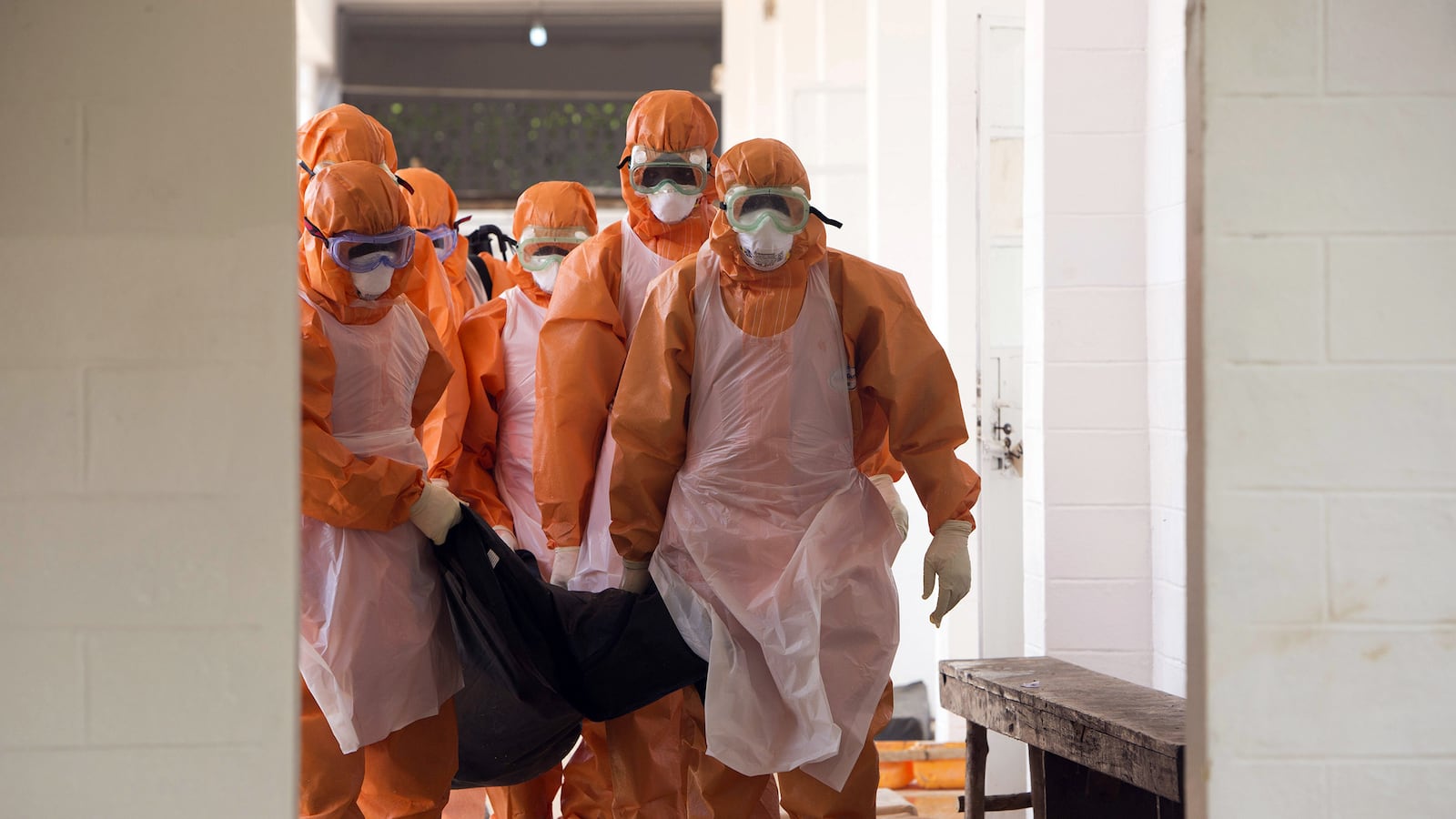 articles/2014/10/03/this-test-could-stop-ebola-s-spread/141002-haglage-ebola-tease_zacdix