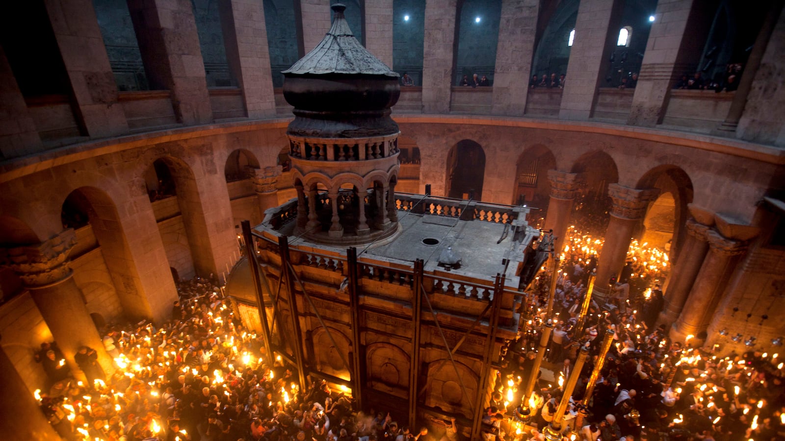 articles/2013/07/04/christian-monks-square-off-at-one-of-jerusalem-s-holiest-sites/130702-church-of-the-holy-sepulcher-strochlic-tease_wa7cp9