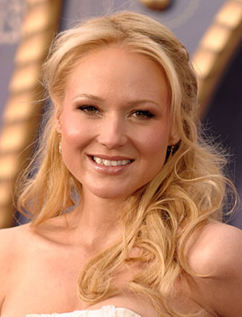 galleries/2009/04/03/celebrity-poets/celeb-poets---jewel_tei72d