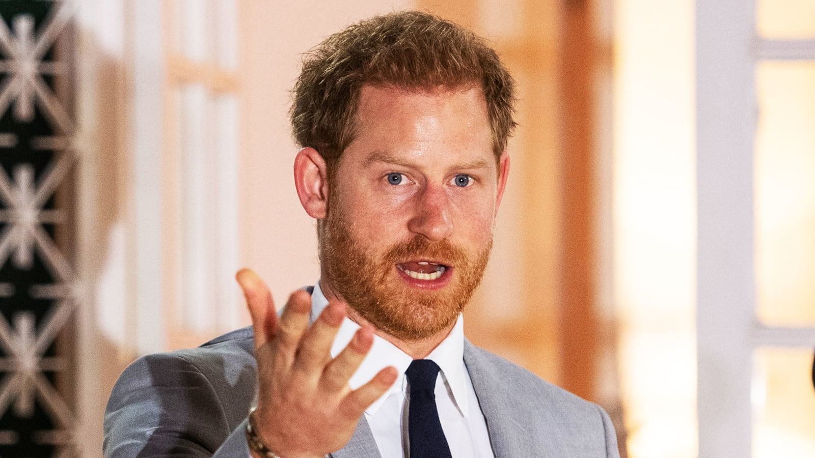 191004-cartwright-harry-tease_wmocby