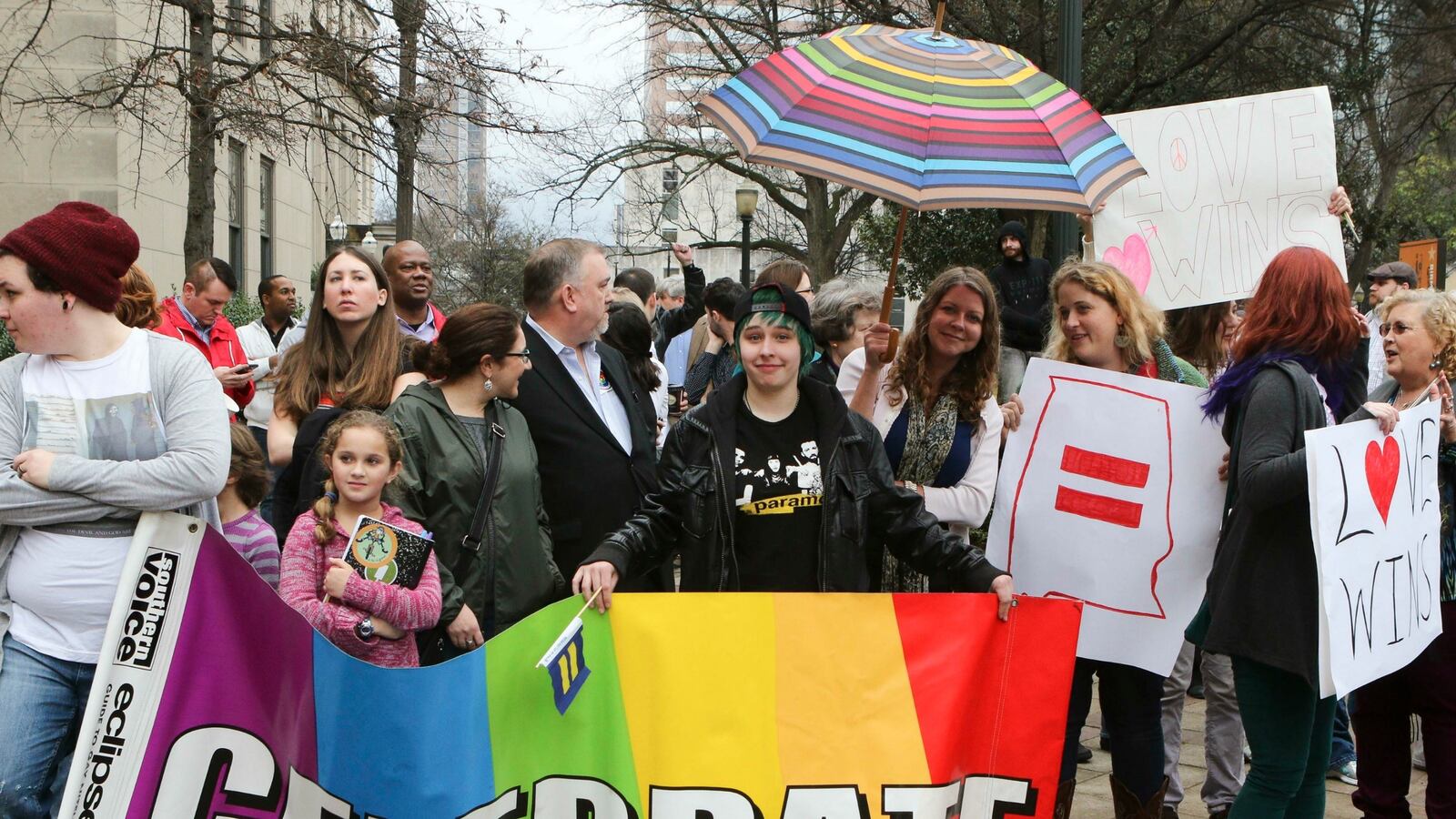 cheats/2016/03/05/court-dismisses-anti-gay-union-petitions/160305-alabama-gay-cheat_sctw4b