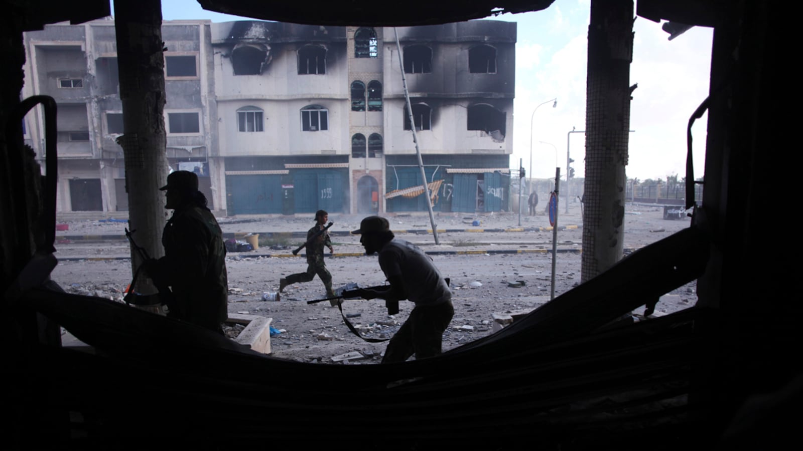 cheats/2011/10/20/sirte-falls-to-new-libyan-gov-t/libya-rebels-capture-sirte-cheat_kyxctl