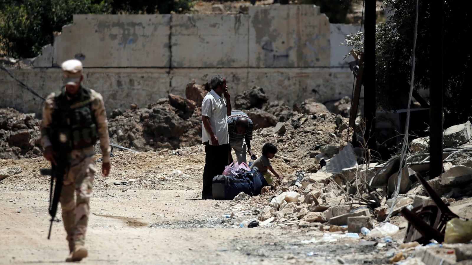 170617-mosul-civilians-isis-snipers-cheat_qgfkeo