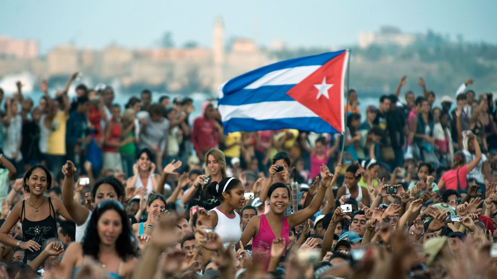 cheats/2014/12/11/u-s-used-cuban-hip-hop-to-spark-protest/141210-cuba-hiphop-cheat_cu6qhu