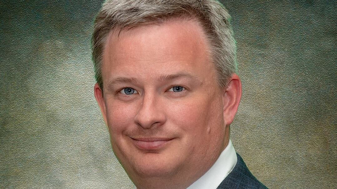 1078px-JasonHeadshot_tkzzyo