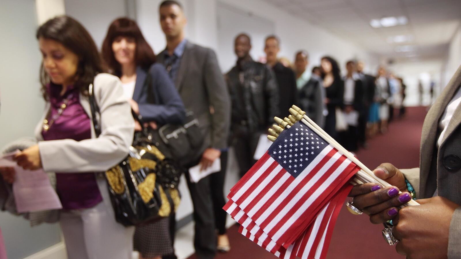 articles/2013/05/20/how-the-white-house-scandals-help-immigration-reform-move-forward/130519-immigration-bill-murphy-tease_vw76iq