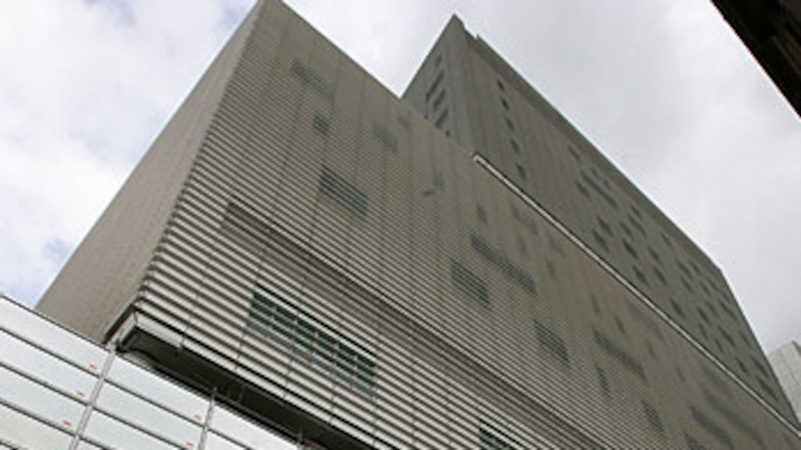 articles/2009/07/23/stop-bashing-my-healthcare/neil-health-care_39431_mdhdb9