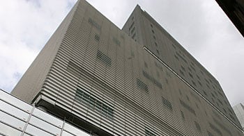 articles/2009/07/23/stop-bashing-my-healthcare/neil-health-care_39431_mdhdb9