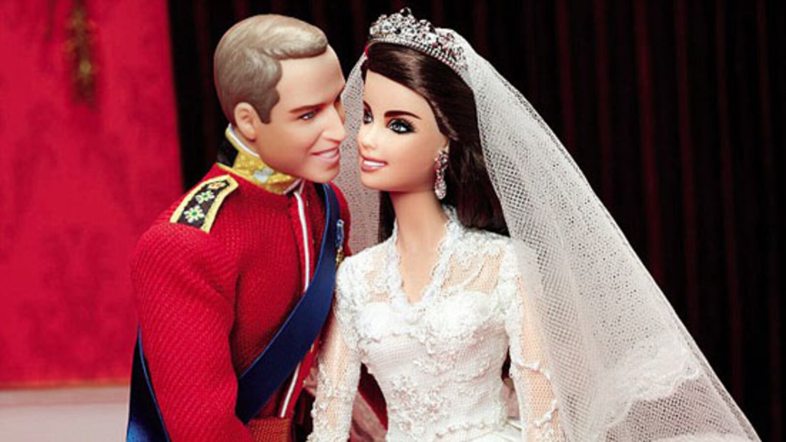 articles/2012/02/27/life-in-plastic-it-s-fantastic/royal-dolls-sykes_nrnfcq