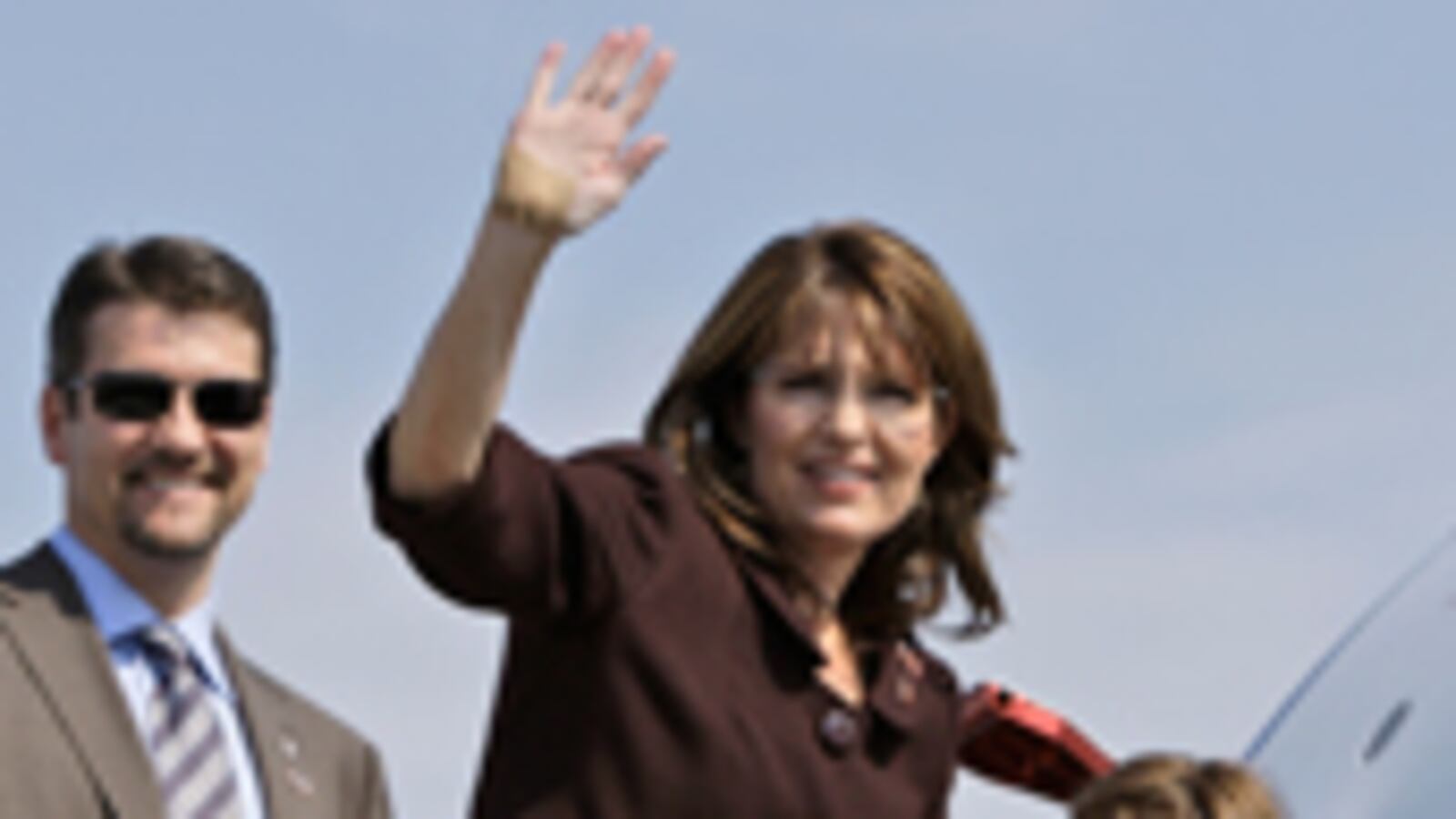 articles/2010/12/09/sarah-palin-foreign-trips-to-israel-england/walshe-palin_vvobsj