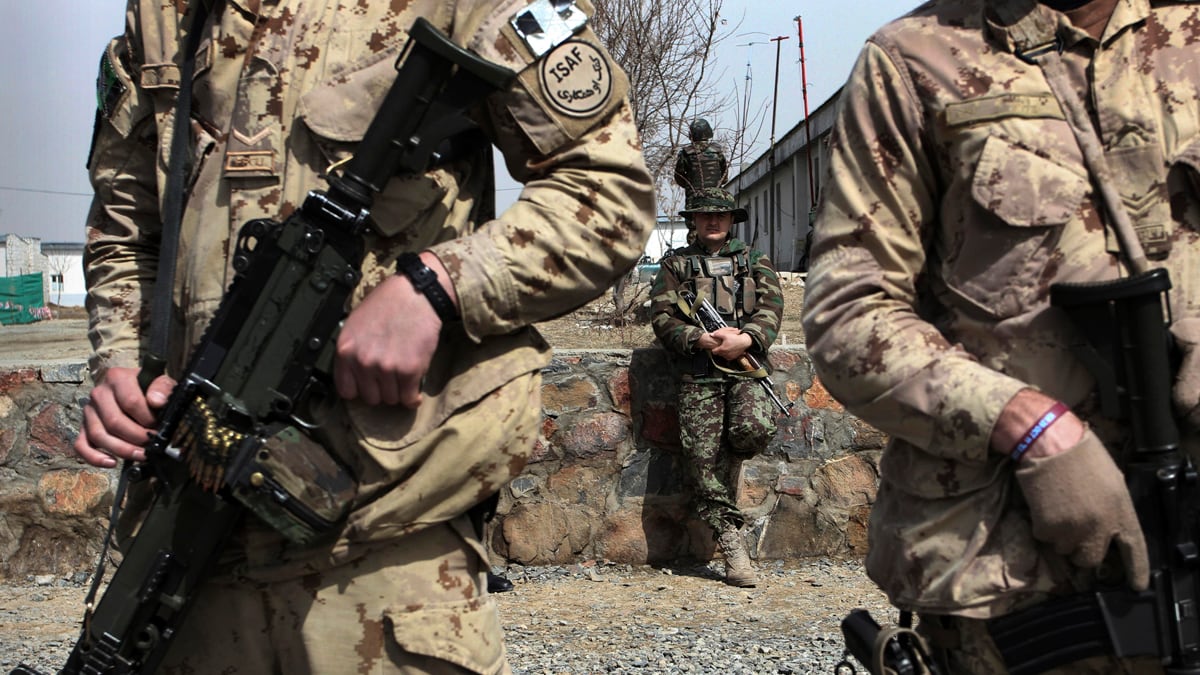 cheats/2012/03/26/2-nato-troops-killed/afghanistan-nato-deaths-cheat_hpvzrm