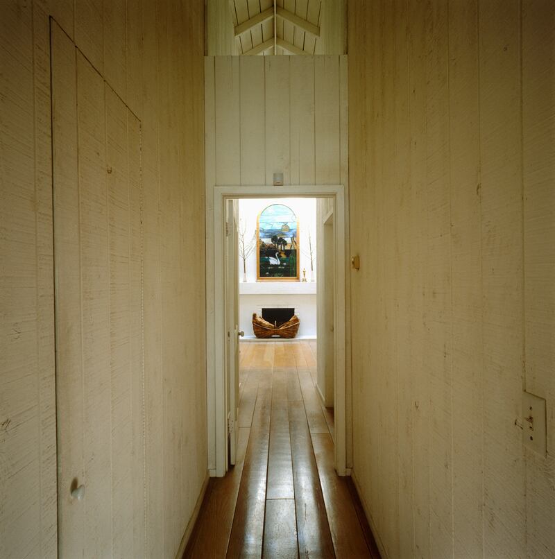 galleries/2013/04/05/omg-i-want-this-house-malibu-photos/130403-omg-malibu4_az5gn9