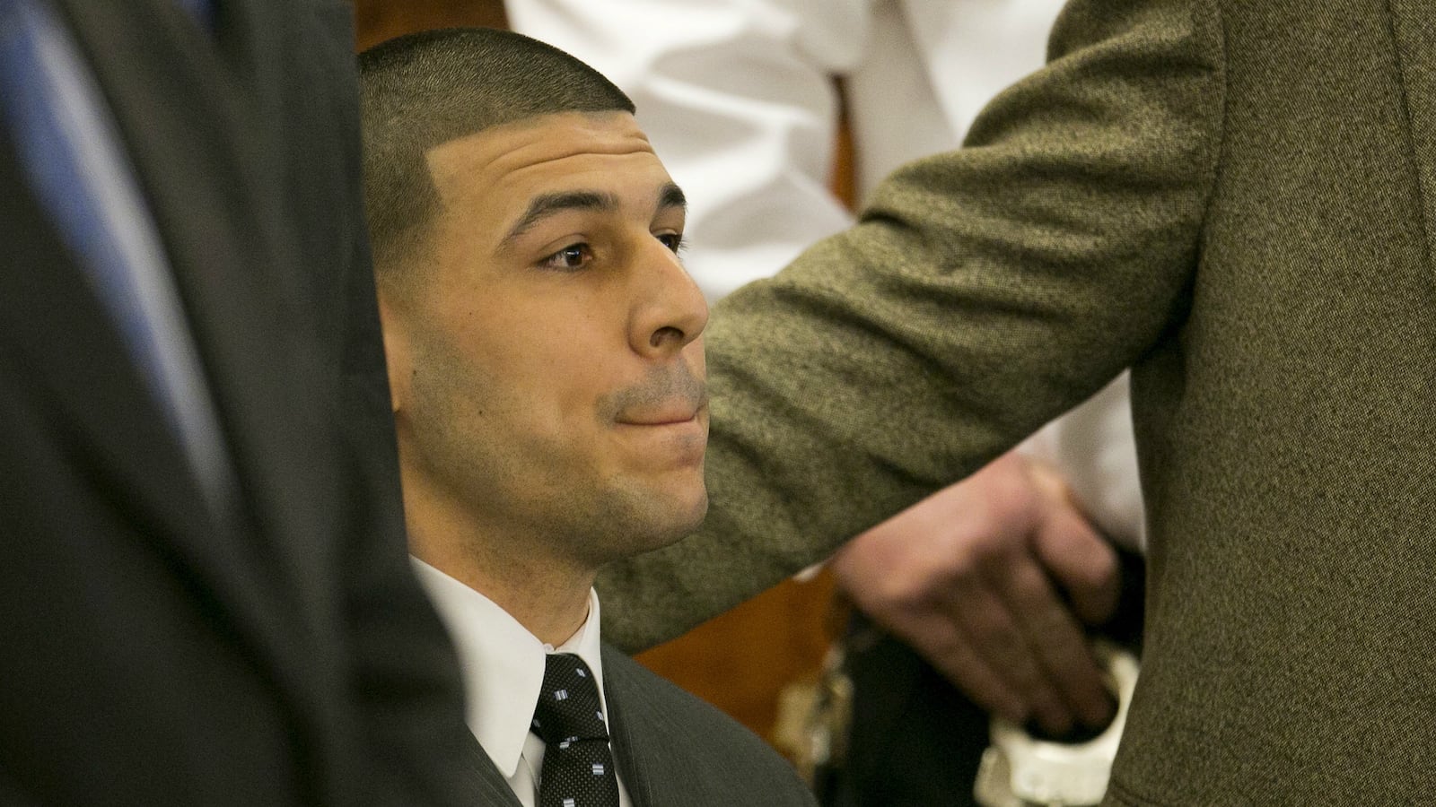 180819-aaron-hernandez-suicide-notes-cheat_eggjjr