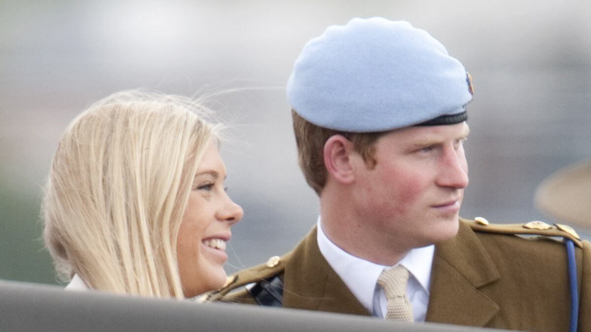 articles/2013/12/11/needy-chelsy-blitzed-harry-with-calls-and-texts-court-hears/harry-chelsy_rvfnju