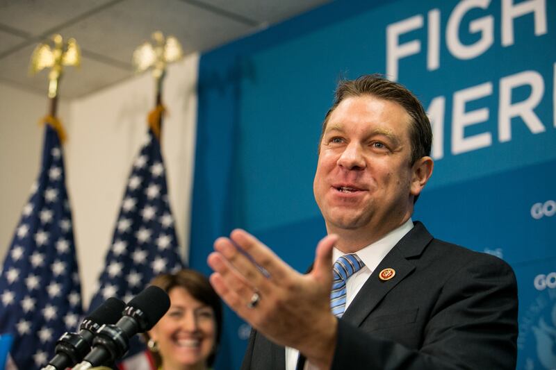 articles/2013/11/19/hip-hop-conservative-rep-trey-radel-arrested-for-cocaine-possesion/131119-congressman-cocaine-cheat_te4ibs