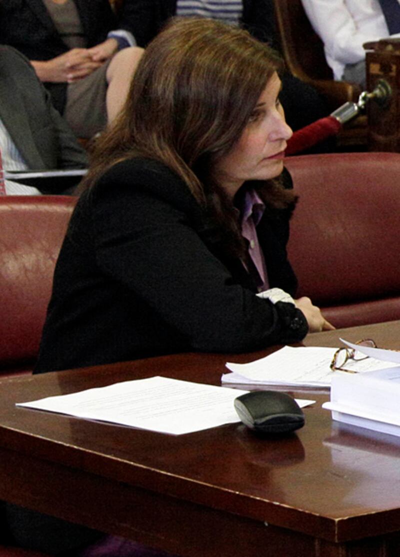 galleries/2011/07/06/dominique-strauss-kahn-case-anne-sinclair-cyrus-vance-jr-and-more-key-players/dsk-lisa-friel_tmeyxd