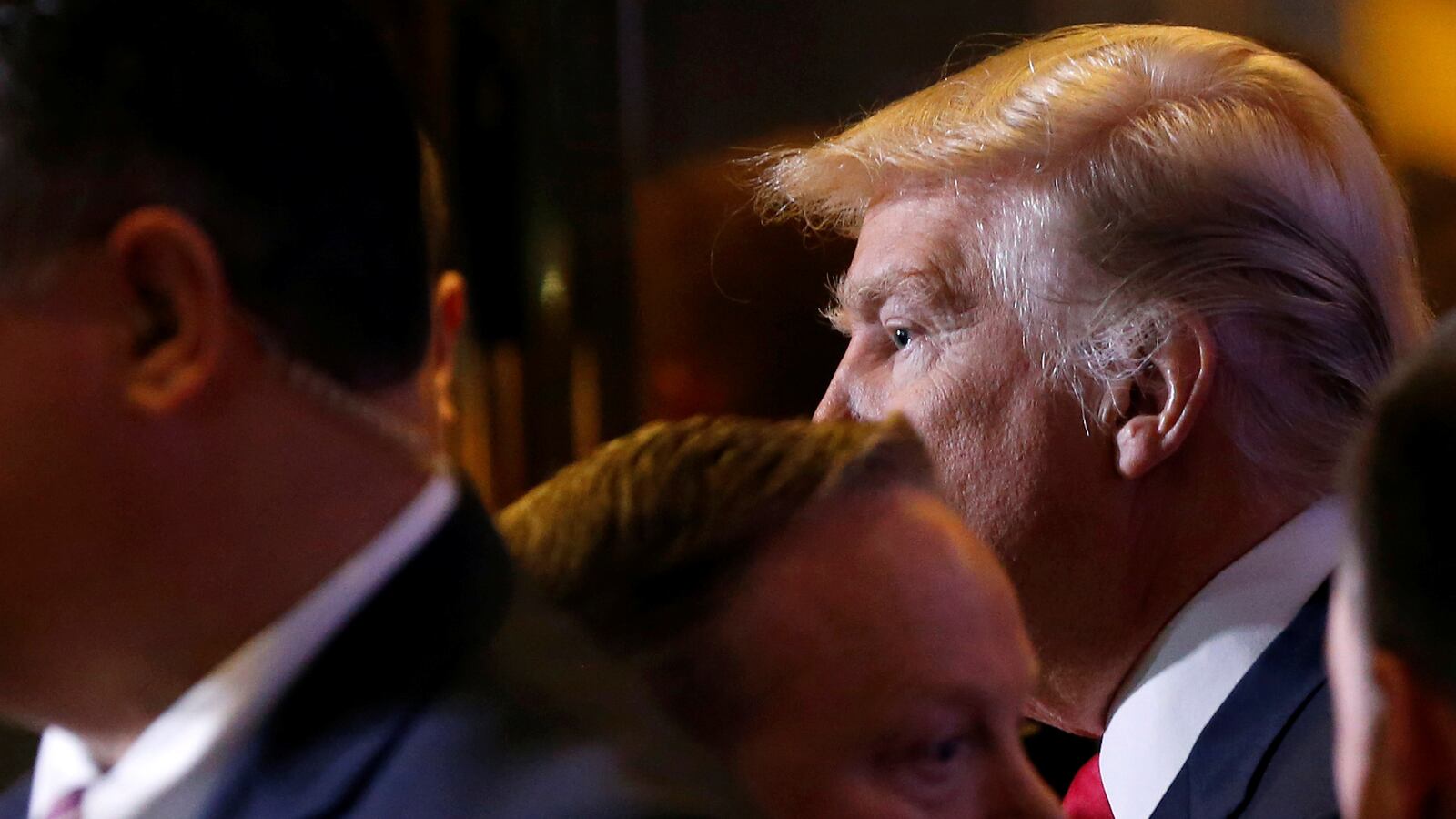 cheats/2017/01/11/ethics-agency-trump-plan-inadequate/170111-trump-ethics-cheat_bo68kp