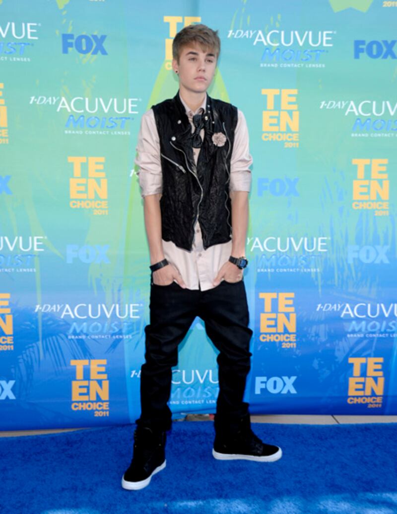 galleries/2011/08/07/teen-choice-awards/teen-choice-awards-justin-bieber_ck1f6u