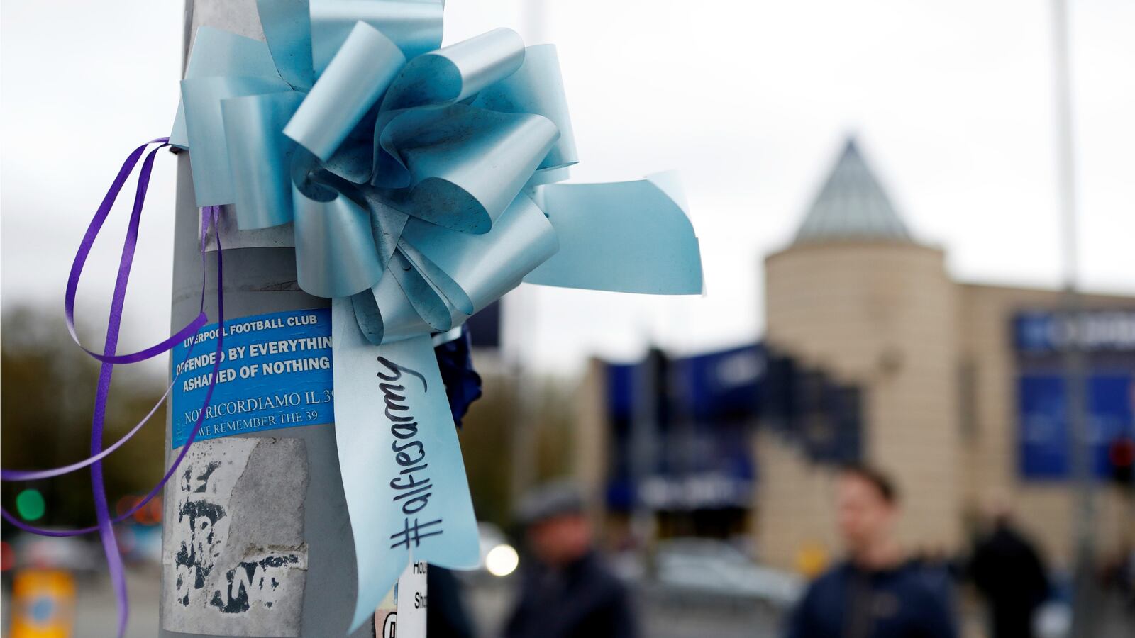 180424-alfie-evans-cheat_w6ks8m