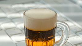 cheats/2008/10/10/no-more-drunken-emails/weekend-drunk-email_ifjd7x