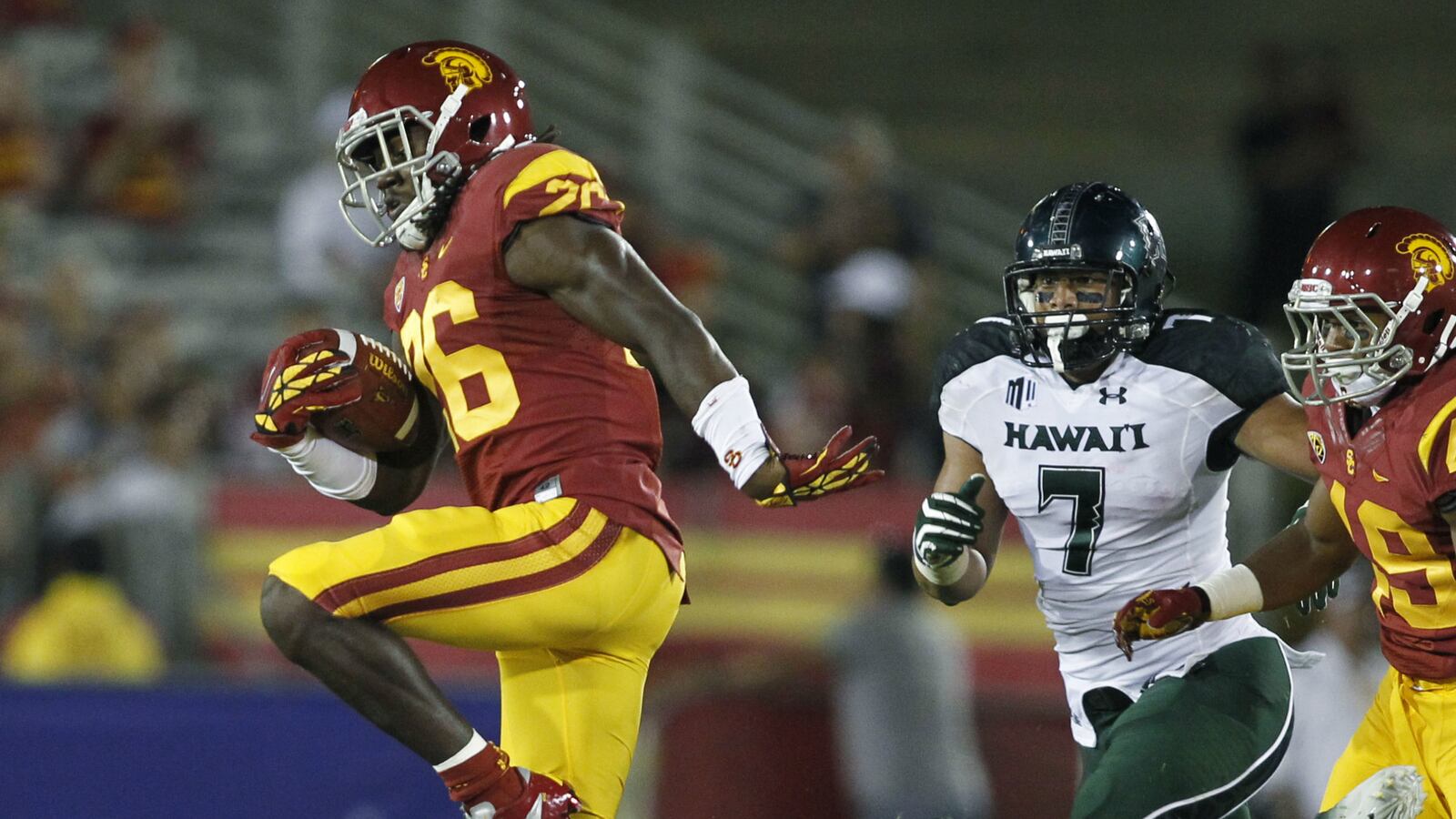 cheats/2014/08/27/usc-suspends-josh-shaw-indefinitely/140827-joshshaw-cheat_szfym1