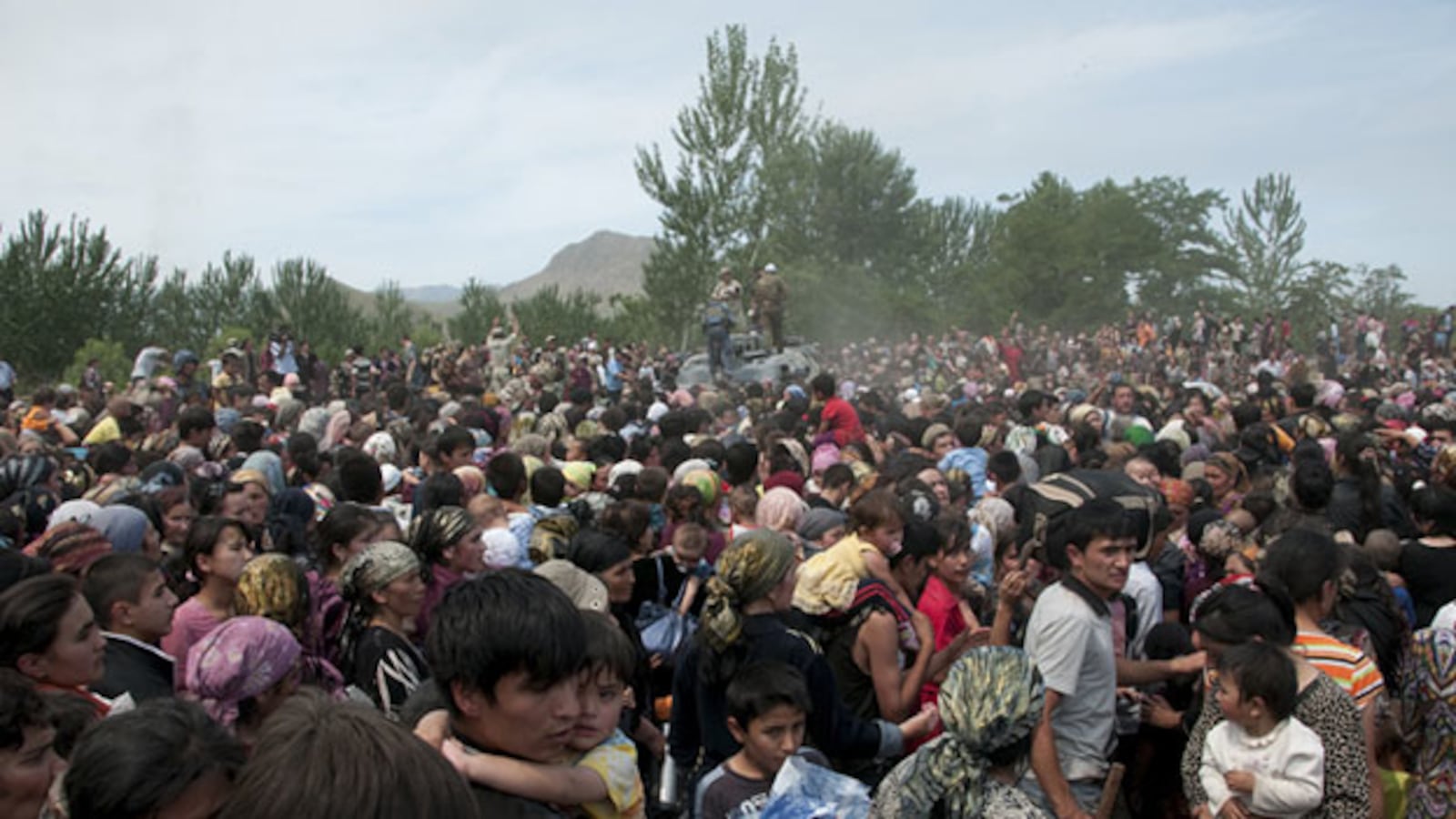 galleries/2010/06/19/kyrgyzstan-unrest/goltz-kyrgyzstan-2_emnkeq