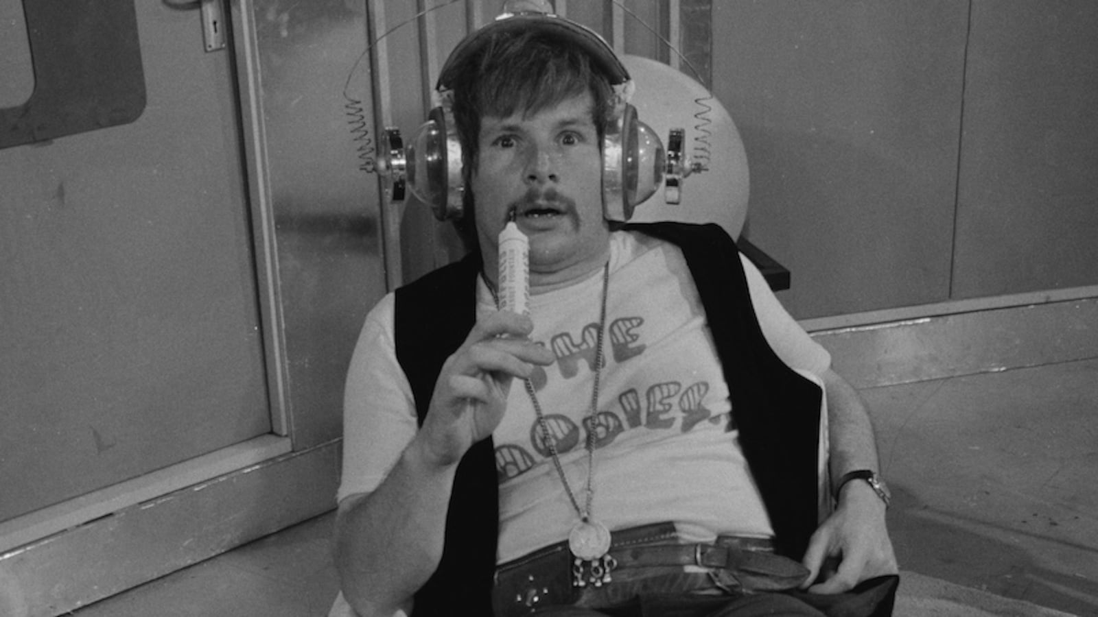 Comedian Bill Oddie in a sketch from episode 'Give Police a Chance' of the BBC television series 'The Goodies.