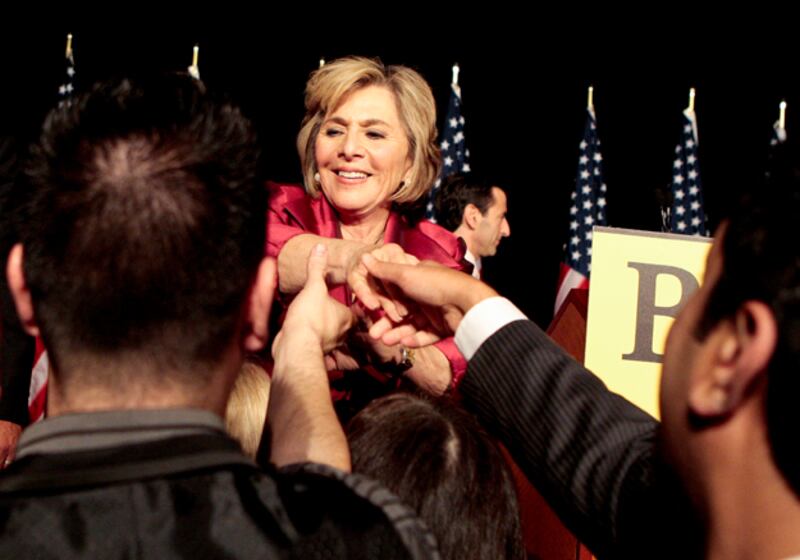 galleries/2010/11/05/political-bestsellers/political-bestsellers-21_ozb1r8