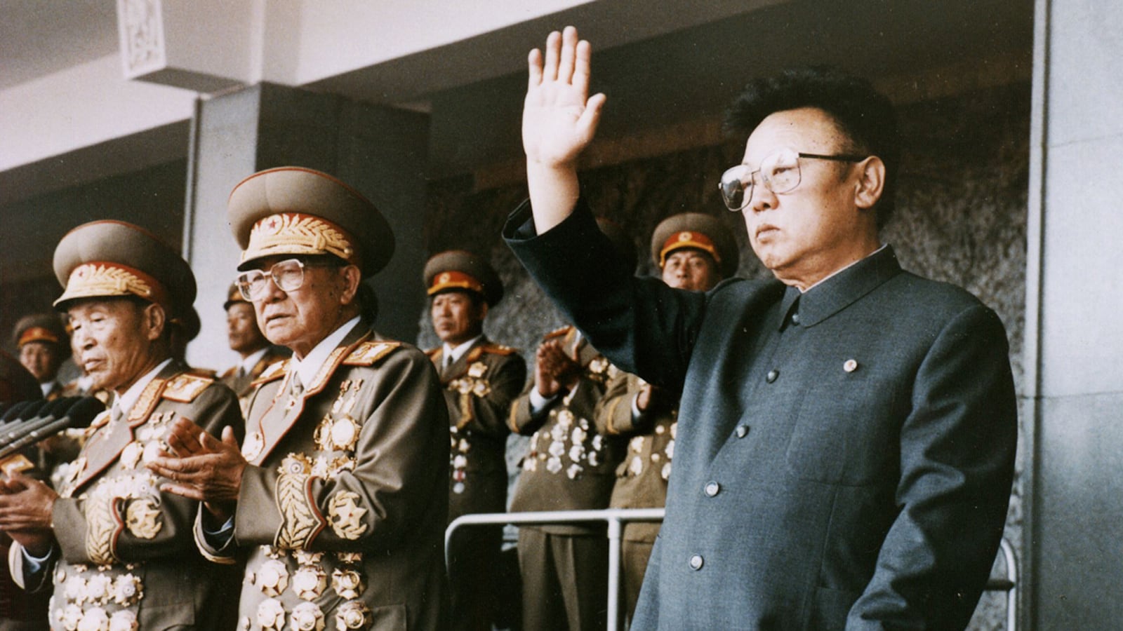 galleries/2011/12/19/kim-jong-il-life-in-photos/kim-jong-il-11_w8lix2