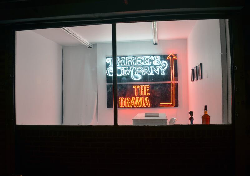 galleries/2011/08/11/james-franco-art-show-photos/james-franco19_haszm7