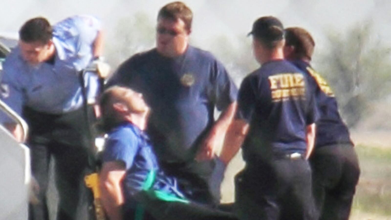 cheats/2012/03/28/jetblue-pilot-getting-medical-care/jetblue-mishaps-pilot_smnoww