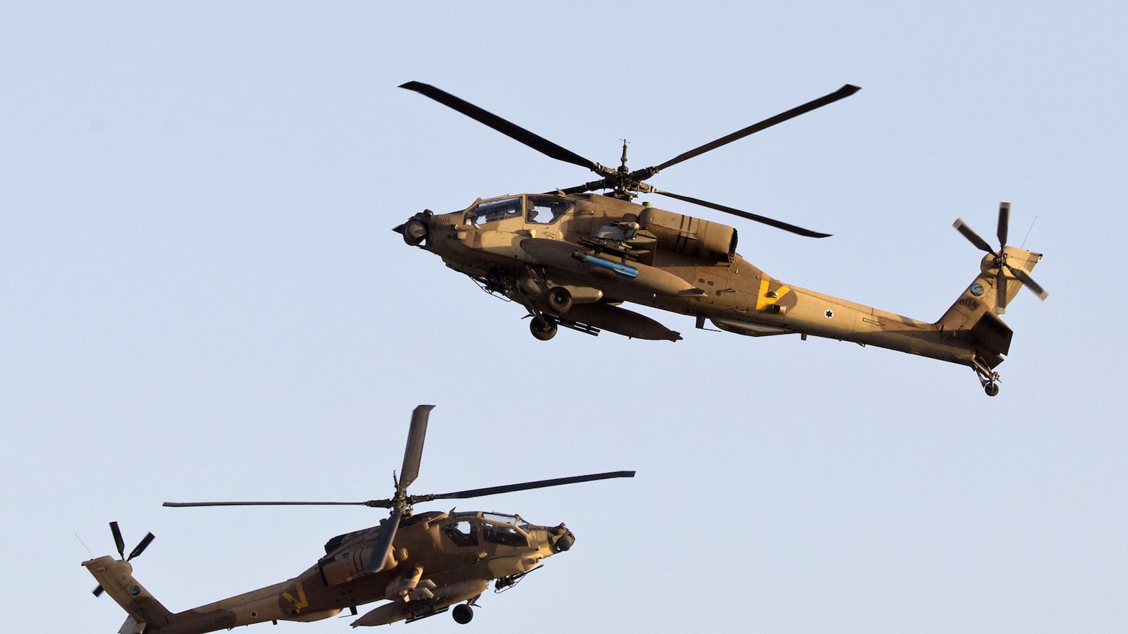 articles/2013/08/14/obama-administration-pushes-for-apache-helicopter-sale-to-iraq/130813-us-iraq-helicopter-deal-rogin-tease_k2ncot