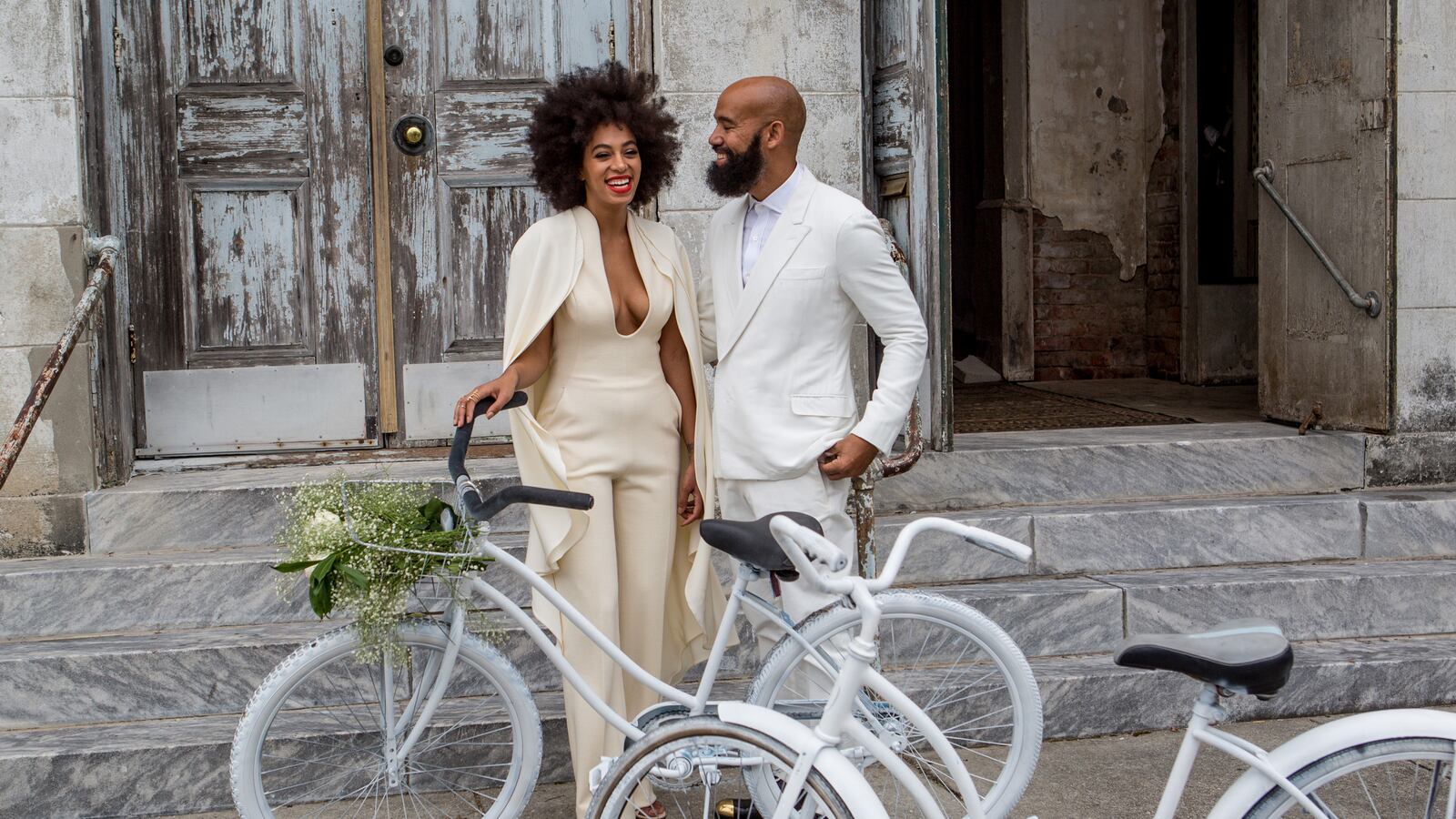 galleries/2014/05/13/solange-knowles-fashion-lookbook/141117-solange-wedding-tease_plzwcs