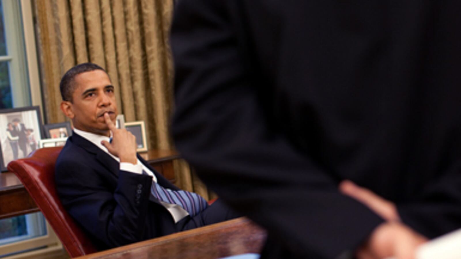 articles/2010/09/23/bob-woodwards-obamas-wars-les-gelb-on-who-got-burned/gelb-woodward-obama_128911_nhdqiy