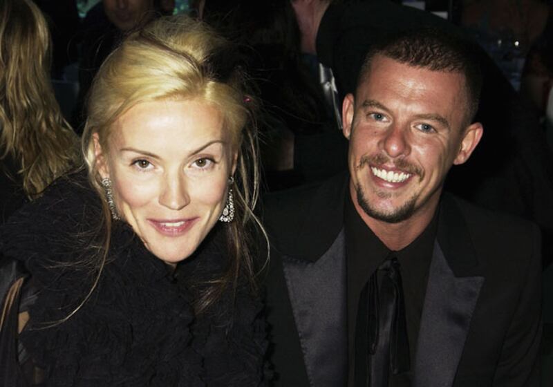 galleries/2010/02/11/alexander-mcqueen/alexander-mcqueen-19_mukzb1