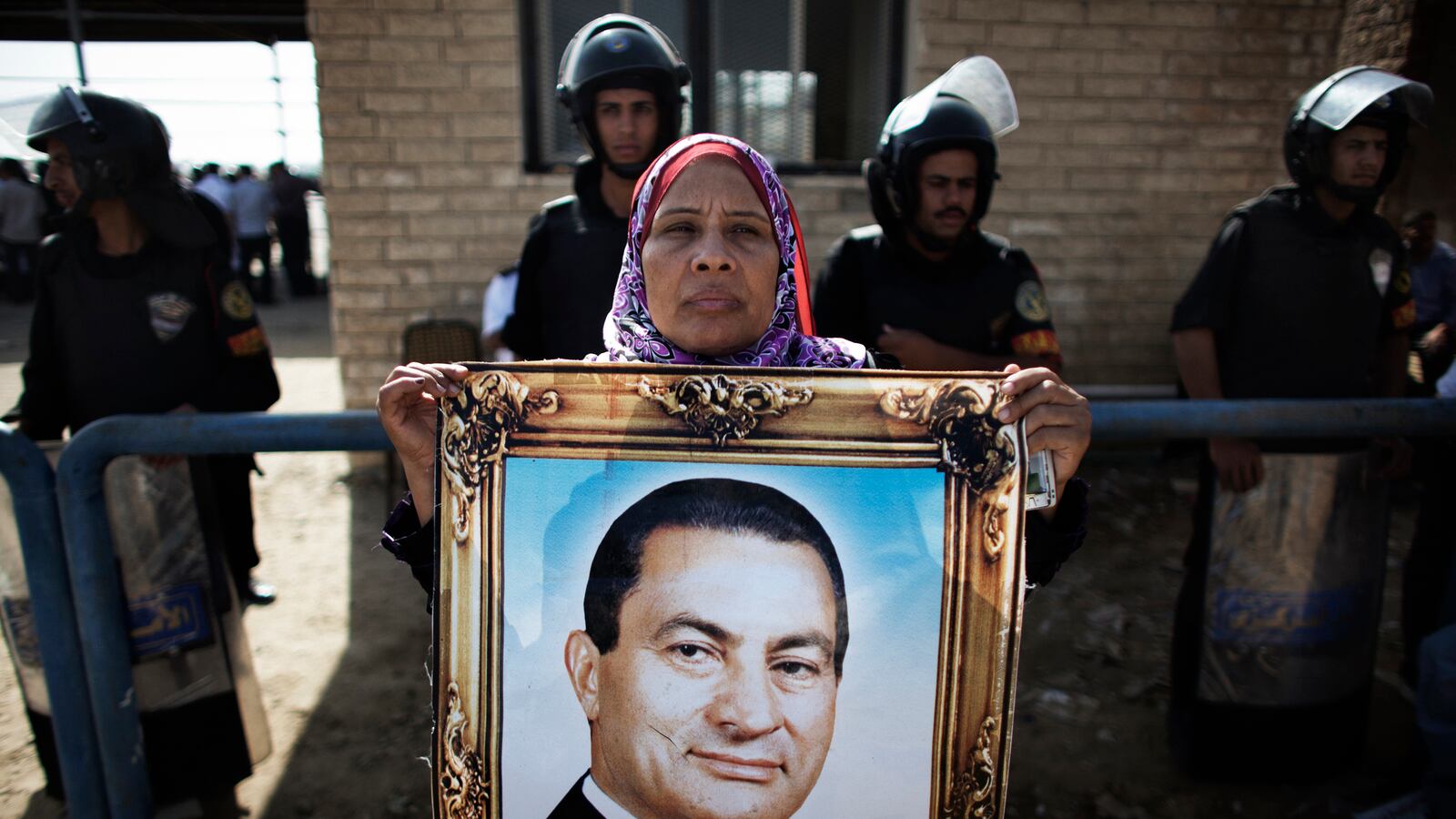 articles/2013/04/12/the-unfinished-mubarak-business/130411-mubarak-retrial-tease_di9m7e