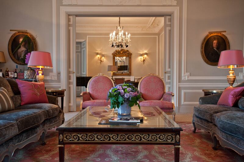 galleries/2013/05/08/it-costs-how-much-12-crazy-expensive-hotel-suites-photos/130507-plaz-athenee_rypzzw
